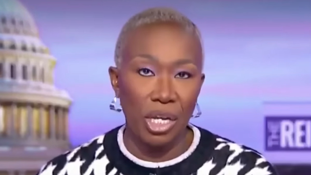 msnbc’s-joy-reid-seems-like-a-broken-person-after-trump-suggests-annexing-canada