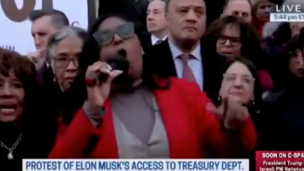 watch:-democrats-ramp-up-violent-rhetoric-at-the-treasury-to-protest-doge-and-elon-musk